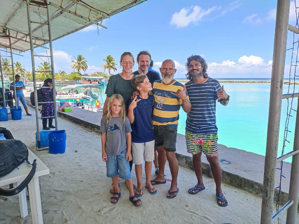 Surfretreat Hotel Bodufolhudhoo Luaran gambar