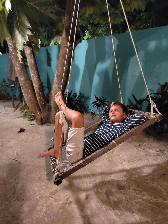 Surfretreat Hotel Bodufolhudhoo Luaran gambar
