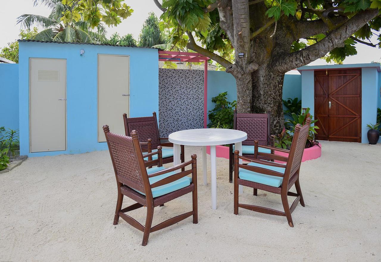 Surfretreat Hotel Bodufolhudhoo Luaran gambar
