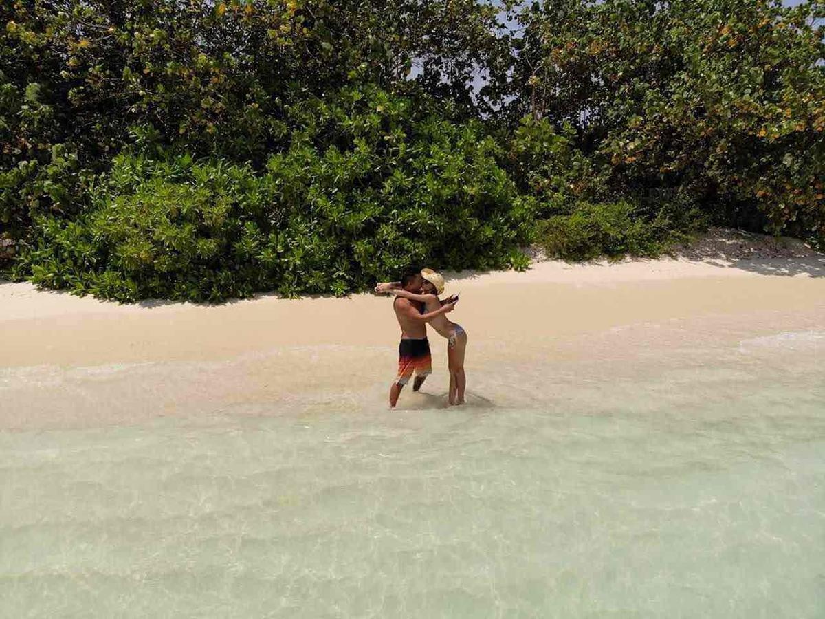 Surfretreat Hotel Bodufolhudhoo Luaran gambar