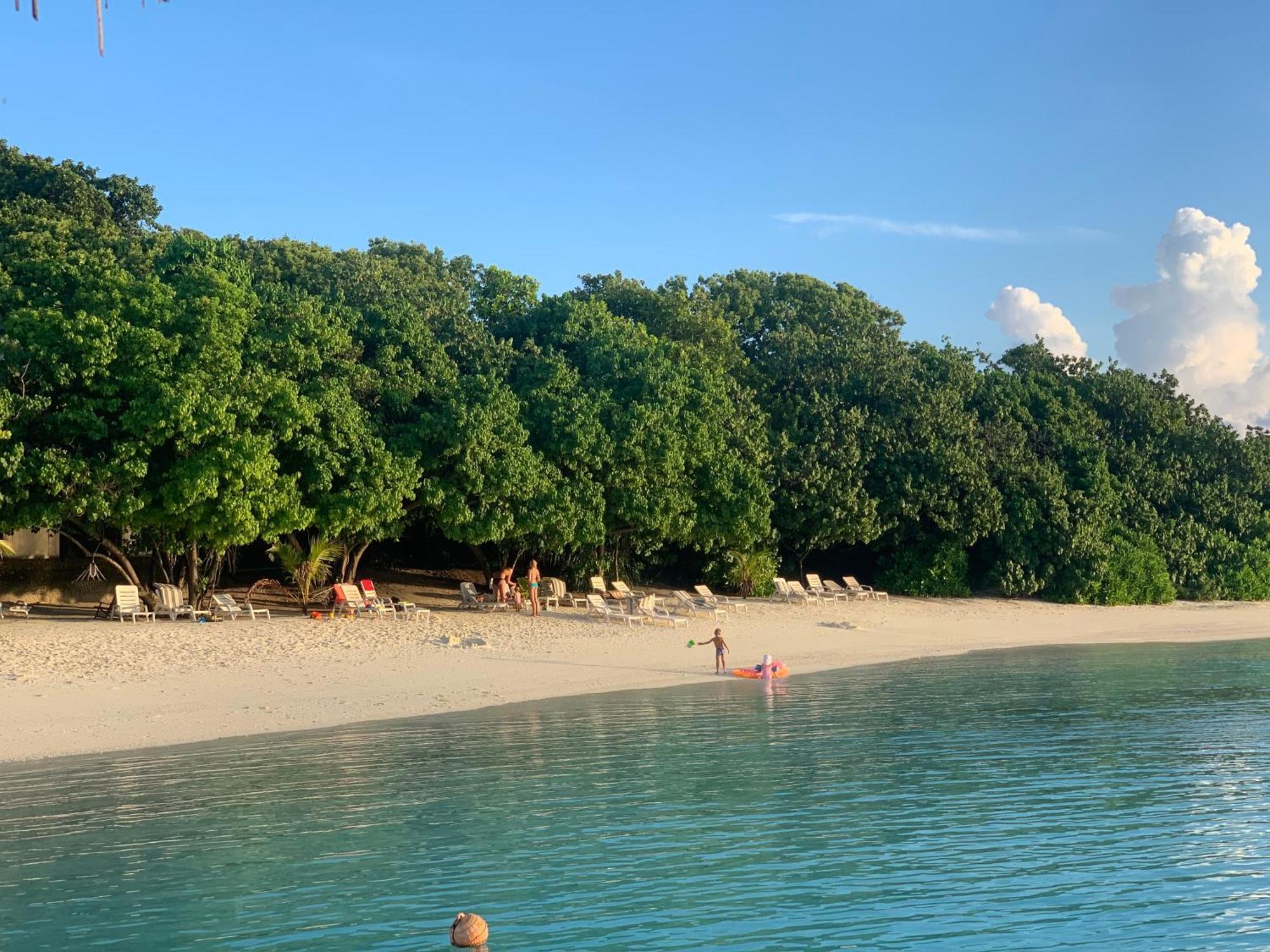 Surfretreat Hotel Bodufolhudhoo Luaran gambar